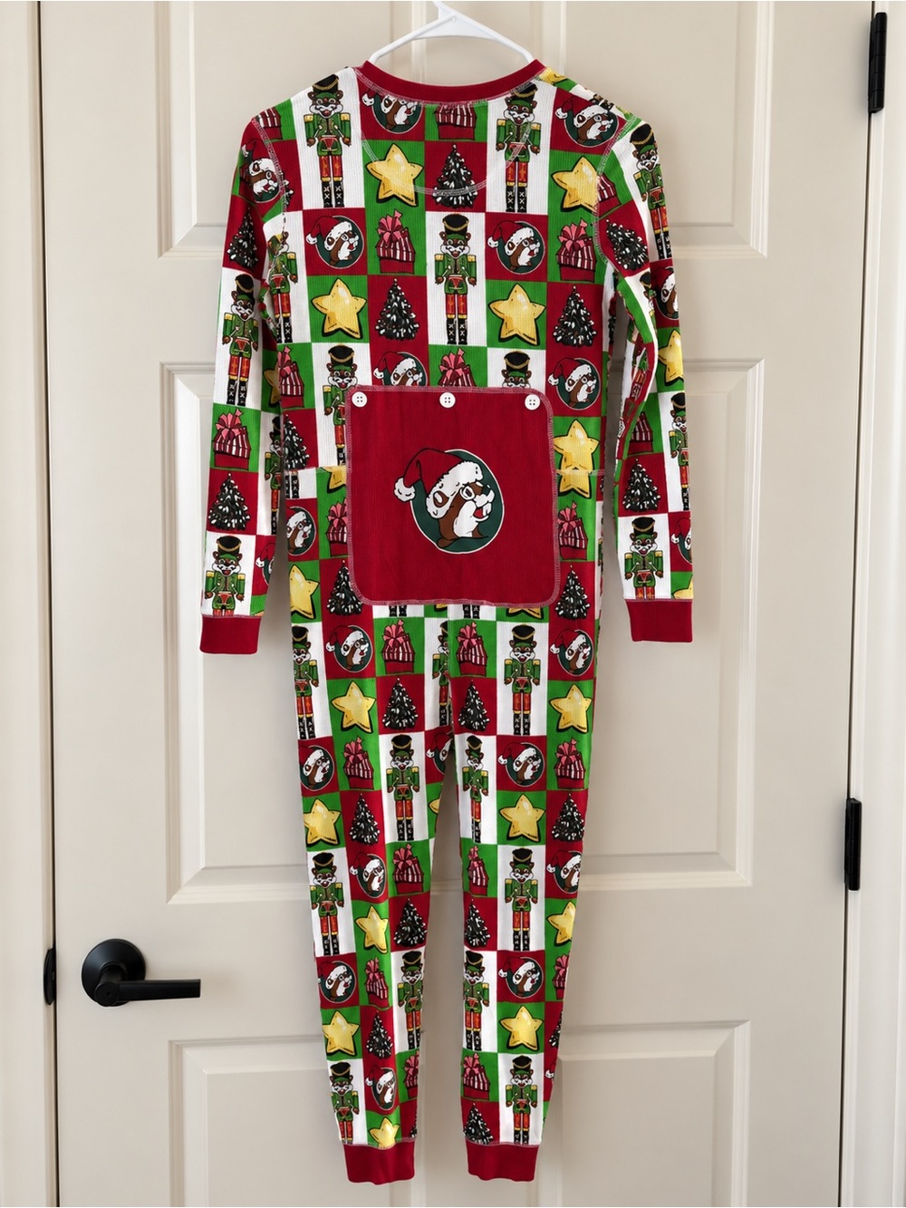 Buc-ee's Christmas Onesie Youth L Unisex Nutcracker Pajamas NWT Butt Flap - Picture 2 of 4